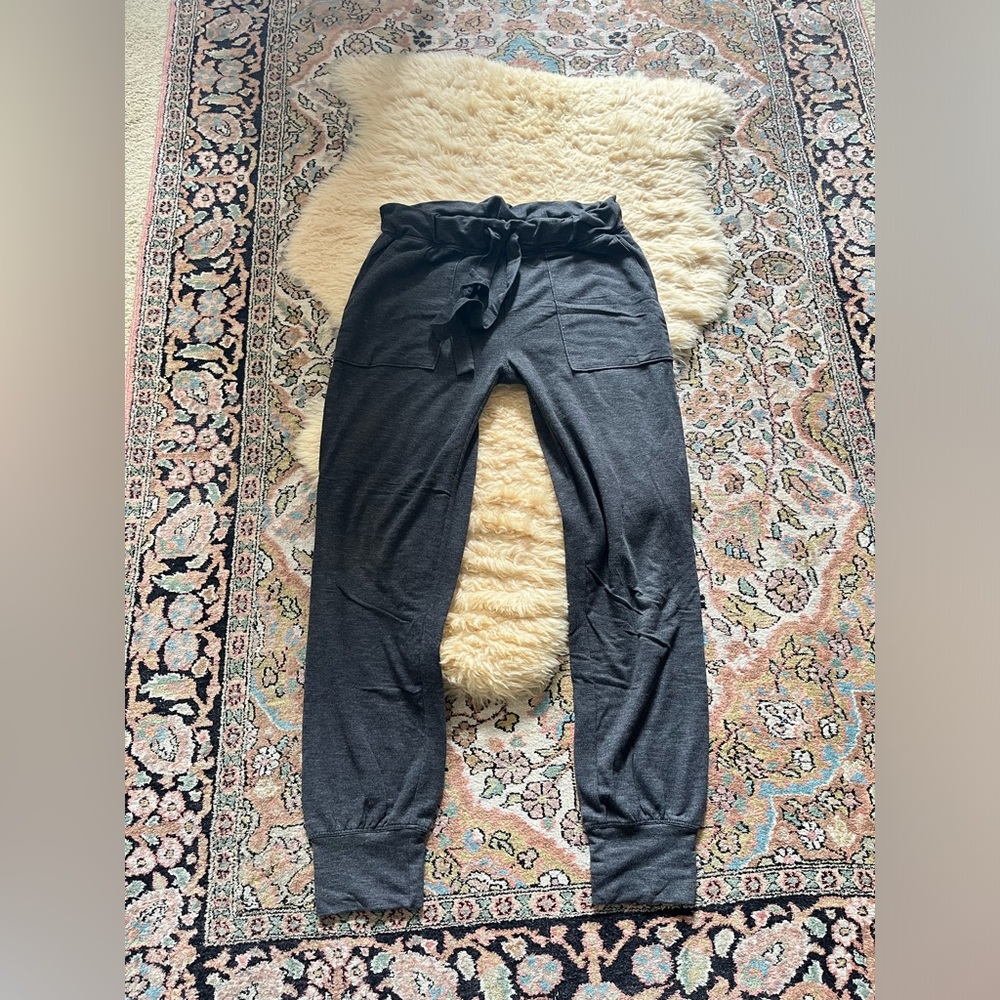 Victoria’s Secret ultra soft drawstring joggers. Gray. Size small - Picture 2 of 4